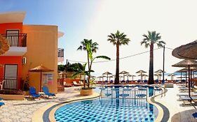 Maria'S Beach Apartments